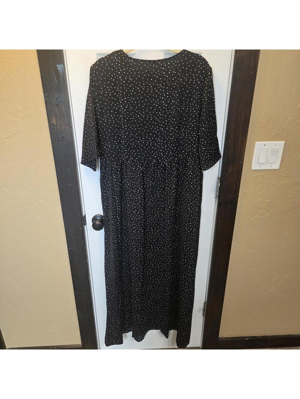 Shein Women's Black Polka Dot Maxi Dress with Geometric Trim 2XL - Picture 6 of 9